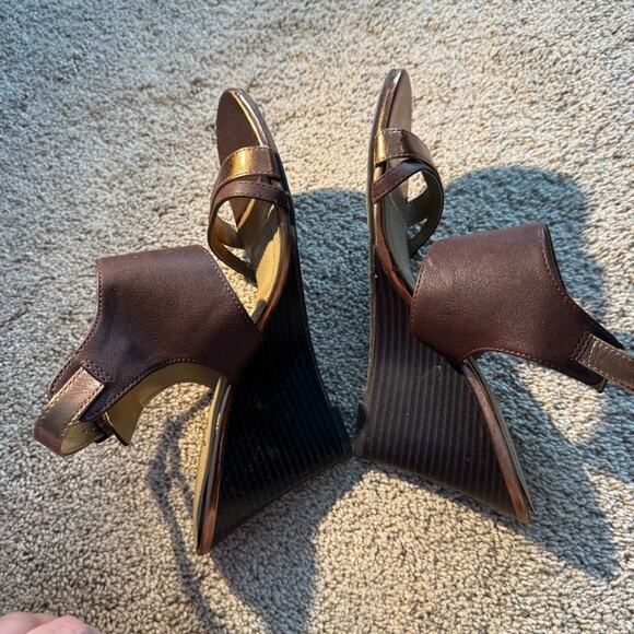 DexFlex Comfort Open Toe Brown & Shiny Copper Ankle Strap Sandals Size 8.5 - Picture 11 of 12